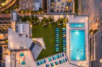Luxury High-Rise in Downtown Miami - Pool and Gym - Chambres d’hôtes Miami