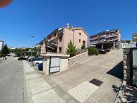 Dimi Apartment - B&B Cirquenizza