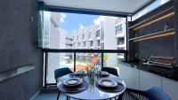Studio mit Balkon