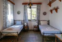 Poline Traditional House With Garden & Sea In 0 Distance - B&B Marmárion