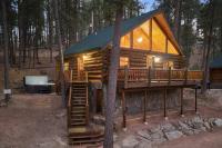 Buffalo Lodge- Cozy Log House with Hot Tub - B&B Rapid City