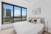 Southbank Apt King and Sofa Bed with Free Parking - B&B Brisbane
