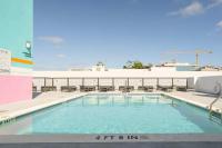 Voy House Wynwood with Rooftop Pool - B&B Miami