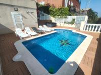 BEACH HOUSE. CASA CON PISCINA PRIVADA - Bed and Breakfast Calafell