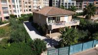 Port Frejus 1er etage de villa vue sur mer, 8-9 Pe - Chambres d'hôtes Fréjus