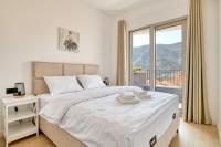 Boka Gardens Sea View Apartment 3 by MN Property - Ferienwohnung Dobrota