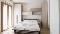 Urban Loft - In the heart of Olbia - Chambres d'hôtes Olbia
