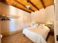 Mazet Suzie, 2 chambres, piscine & parking - Ferienwohnung Nîmes