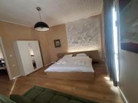 Teatro Art Suite - Short walk to City Center - Chambres d’hôtes Patras
