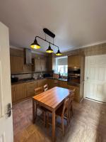 Spacious 3-Bed Home at the heart of Sheffield S2 - Bed and Breakfast Minera