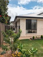 Modern Private Guest Suite Sleeps 4 Free Parking Quiet Area - Ferienwohnung Capalaba