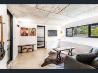 A spacious Family Retreat near the Beach - B&B Corinella