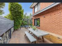 A spacious Family Retreat near the Beach - B&B Corinella