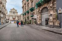 GuestHost - KairosCentral Lovely Apartment - B&B Catania