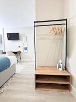 Executive Studio by the beach with parking, Work, Stay, Adventure - Ferienwohnung Southend-on-Sea