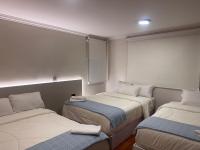 Triple Room with Private Bathroom