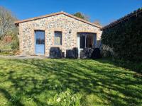 Maison de charme à Mouzillon - Jardin et terrasse accueillante - B&B Mouzillon