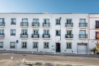Stylish Tavira Apartment with Large Patio & Pool - B&B Tavira