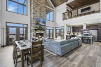 Luxury Cabin spectacular views Hot Tub Theater - Ferienwohnung Gatlinburg