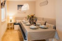 Spacious home Log Burner parking Good location - Bed and Breakfast Chester