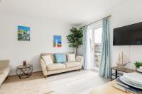 Spinnaker House-with Tesla Electric Charging Point - B&B Poole