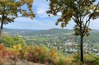 Saltbox 12F - Bed and Breakfast White River Junction