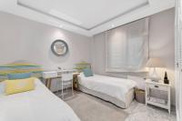 Modern and Large apartment in the heart of Puerto Banus - B&B Marbella