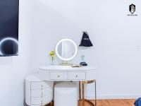 Two-Bedroom Apartment with City View