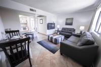 125 Fully Furnished 1BR Suite-Prime Location - B&B Scottsdale