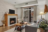 Blackstone Mountain Lodge managed by Little Sister Getaways - B&B Canmore