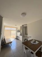 Departamento equipado 105 frente a Mall Open Plaza Ovalle - Chambres d'hôtes Ovalle