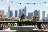 Lux Hotel Style 2 bedroom K Town with parking and GYM - Chambres d'hôtes Los Angeles