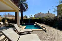 Villa Yoléa avec piscine privée au Grau du Roi Vacances de rêve - Chambres d’hôtes Le Grau-du-Roi