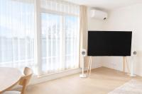 Design Penthouse with Private Sauna & Sunset Balcony - Bed and Breakfast Tallinn