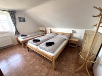 Camera Quadrupla Economy con Bagno in Comune