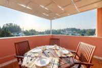 Sofita Maria, 2-bedrm Corfu charm - B&B Alepoú