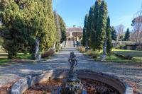 Varese - Villa d'altri tempi accanto al Golf - Bed and Breakfast Varese