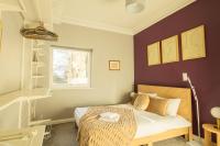 Cozy Home Close to Queens Hospital with High Speed WiFi and Tumble Dryer - Chambres d'hôtes Romford