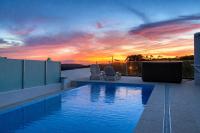 Ericeira -Oceonview Villa with Pool and Whirlpool - B&B Ericeira