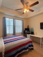 NEW Beach Studio with Queen Bed - Bed and Breakfast Bonita Springs