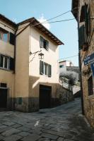 historical townhome in Poppi - B&B Poppi