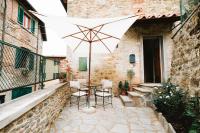 historical townhome in Poppi - B&B Poppi