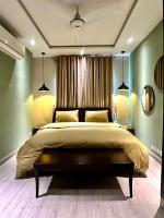 Opus Luxury One Bed Apartment By Mirhaa Homes -Gulberg 3 - Chambres d'hôtes Lahore