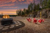 Chic Forest Getaway|HotTub|Sauna|PoolTable|Games - Holiday Home - Ferienwohnung Huntsville