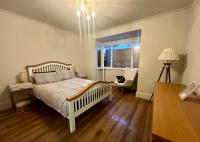 Blind spot - B&B Woking