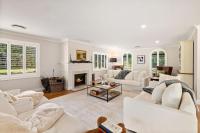 Southern Highlands Villa, Spacious, Gardens, Pool - B&B Bundanoon