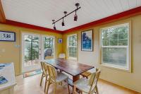 Shore Thing Retreat - B&B Eastsound