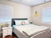 Charming Family Ranch Home Pet Friendly Fenced Yard - Chambres d'hôtes Richmond