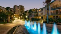 Azure Horizons - A Marina High-Rise 3BR Masterpiece - Ferienwohnung Los Angeles