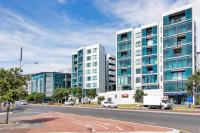 Your Renovated Retreat + CP - B&B Auckland